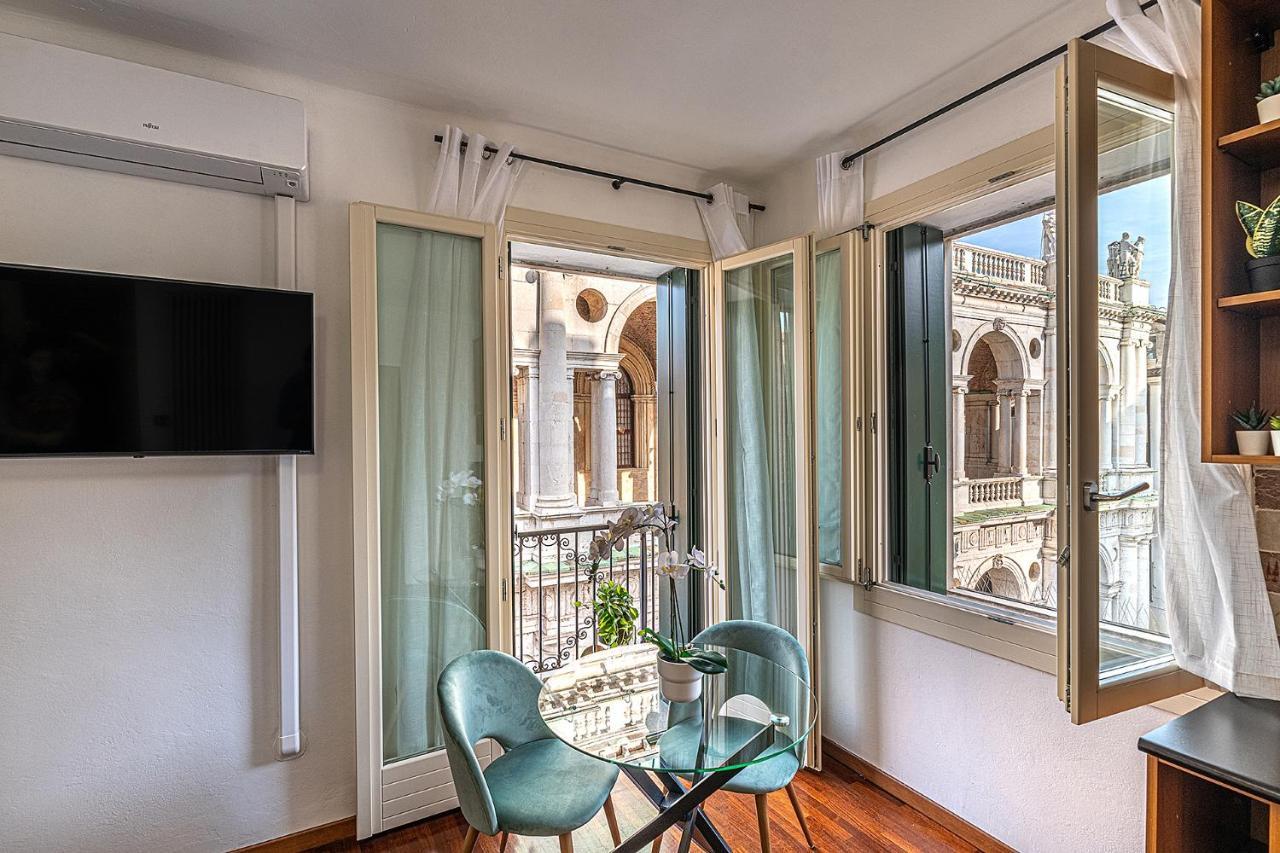 Suite Palladiana, La Migliore Vista Di Vicenza Exterior foto
